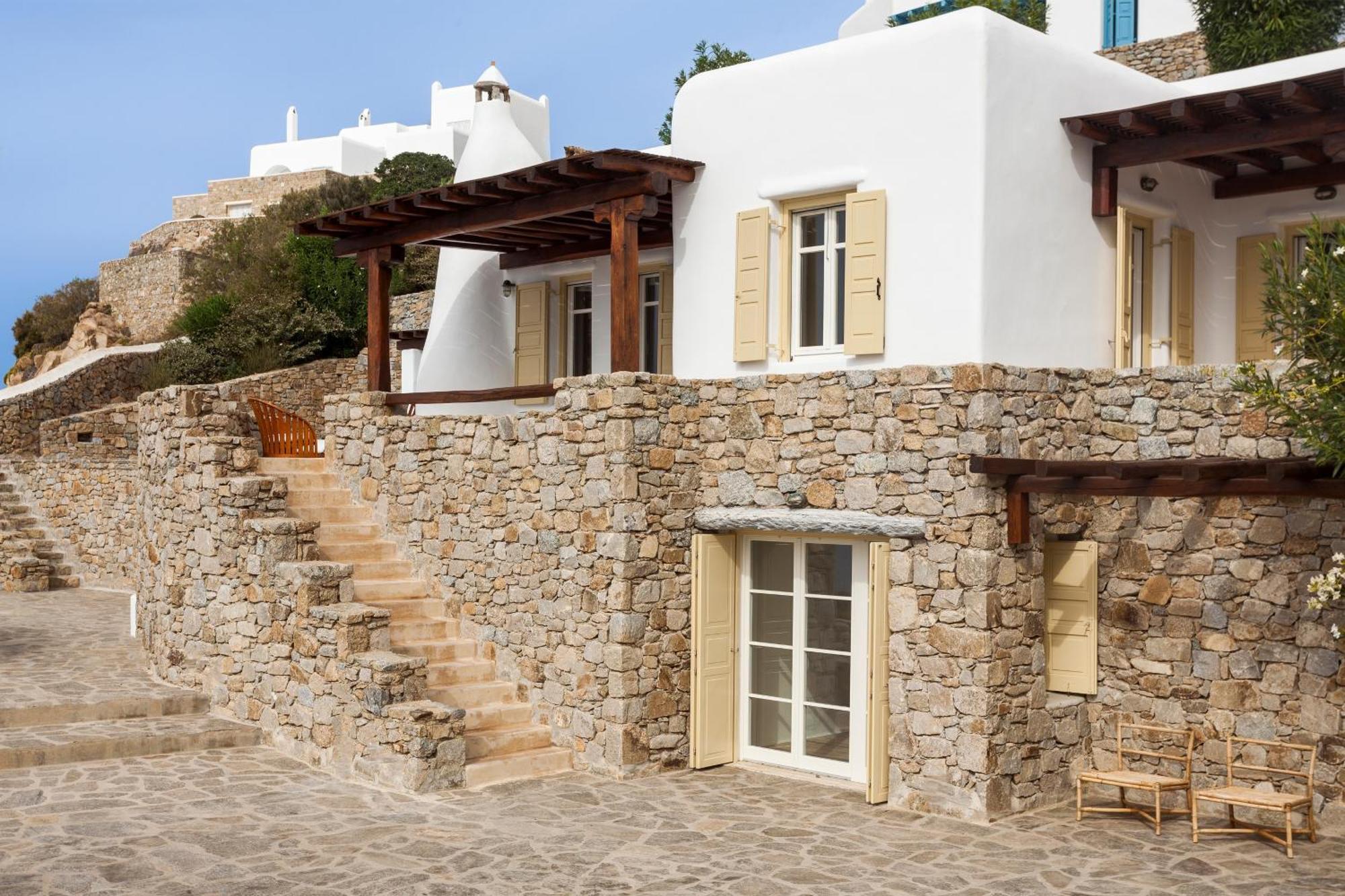 Agl Luxury Villa *